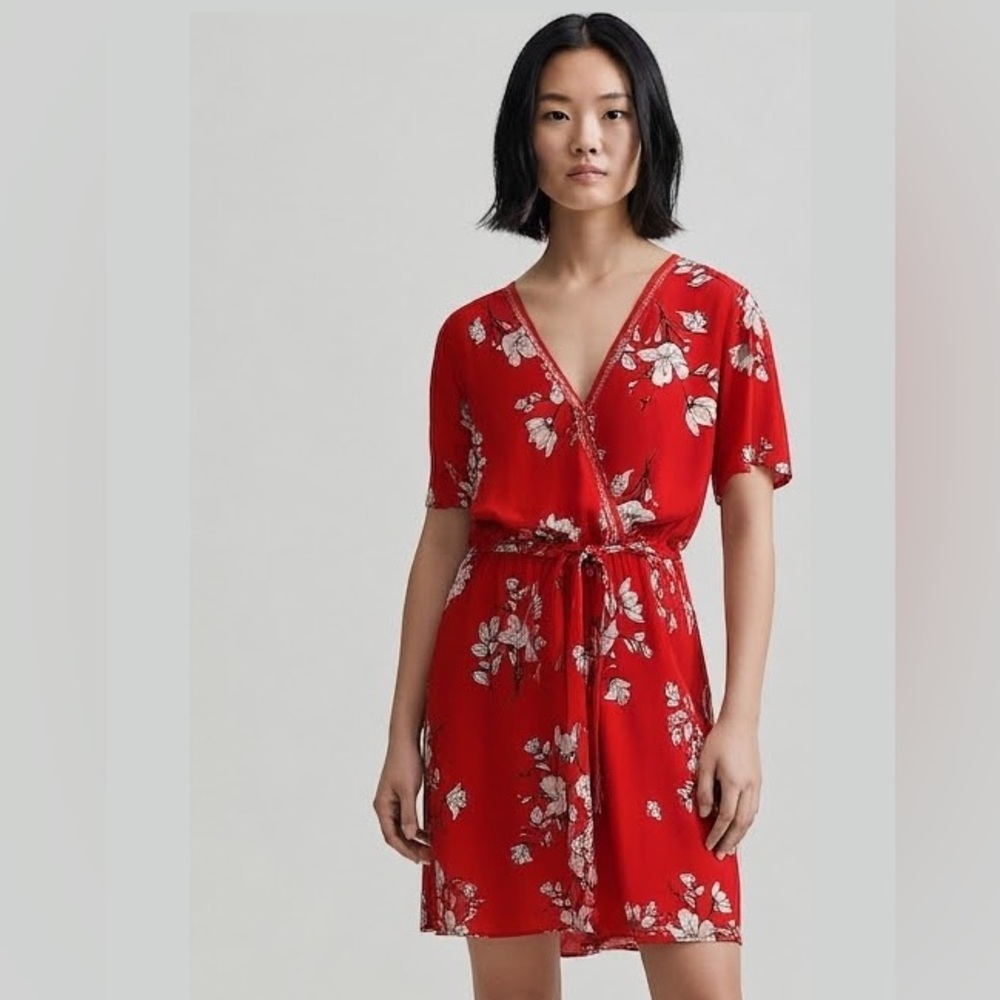Sienna Sky Red Floral Mini‎ Dress Small